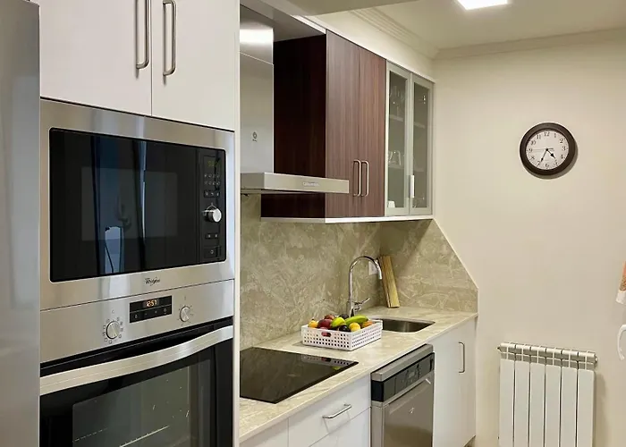 Amplio Con Terraza En Bouzas, Cerca De La Playa.