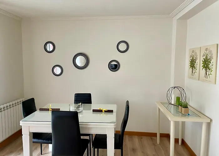 Apartmán Amplio Con Terraza En Bouzas, Cerca De La Playa. Vigo